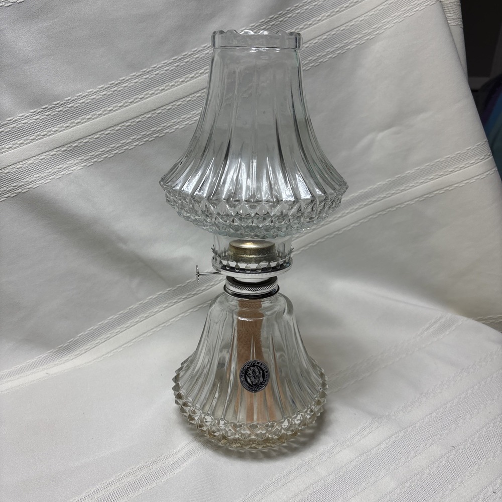 Vintage Lamplight Farms Diamond Point Crystal Oil Lamp Bordeaux 13", EUC